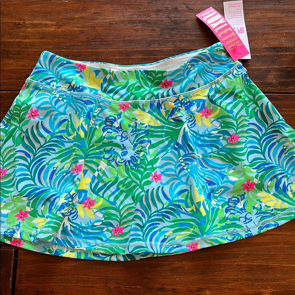 Lilly Pulitzer small Luxletic Tropical Print Skort, Brand New